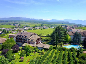 Angerburg Blumenhotel Appiano Sulla Strada Del Vino